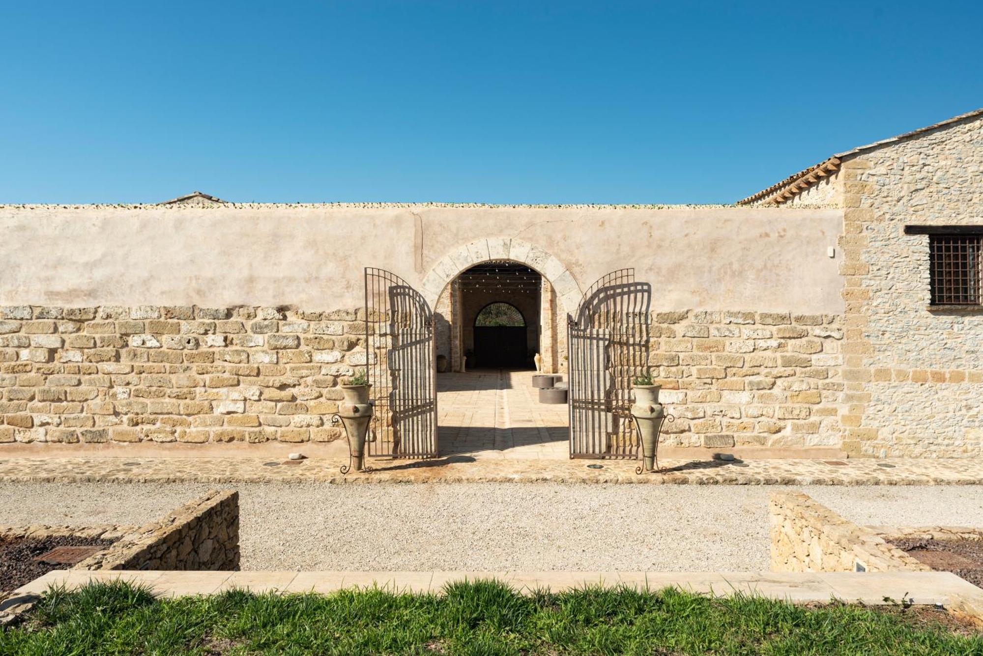 Tenute Baglio Passofondo Alcamo Exterior photo